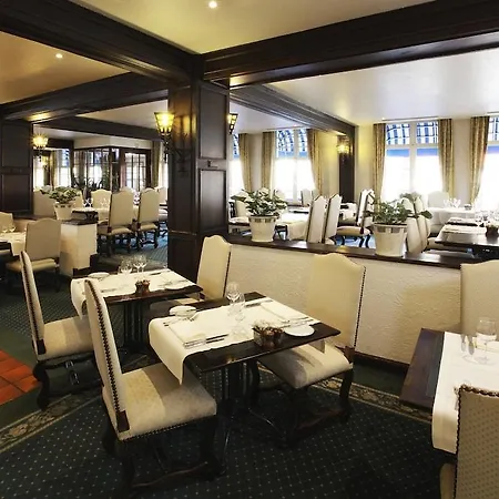 Hotel Nh Brujas